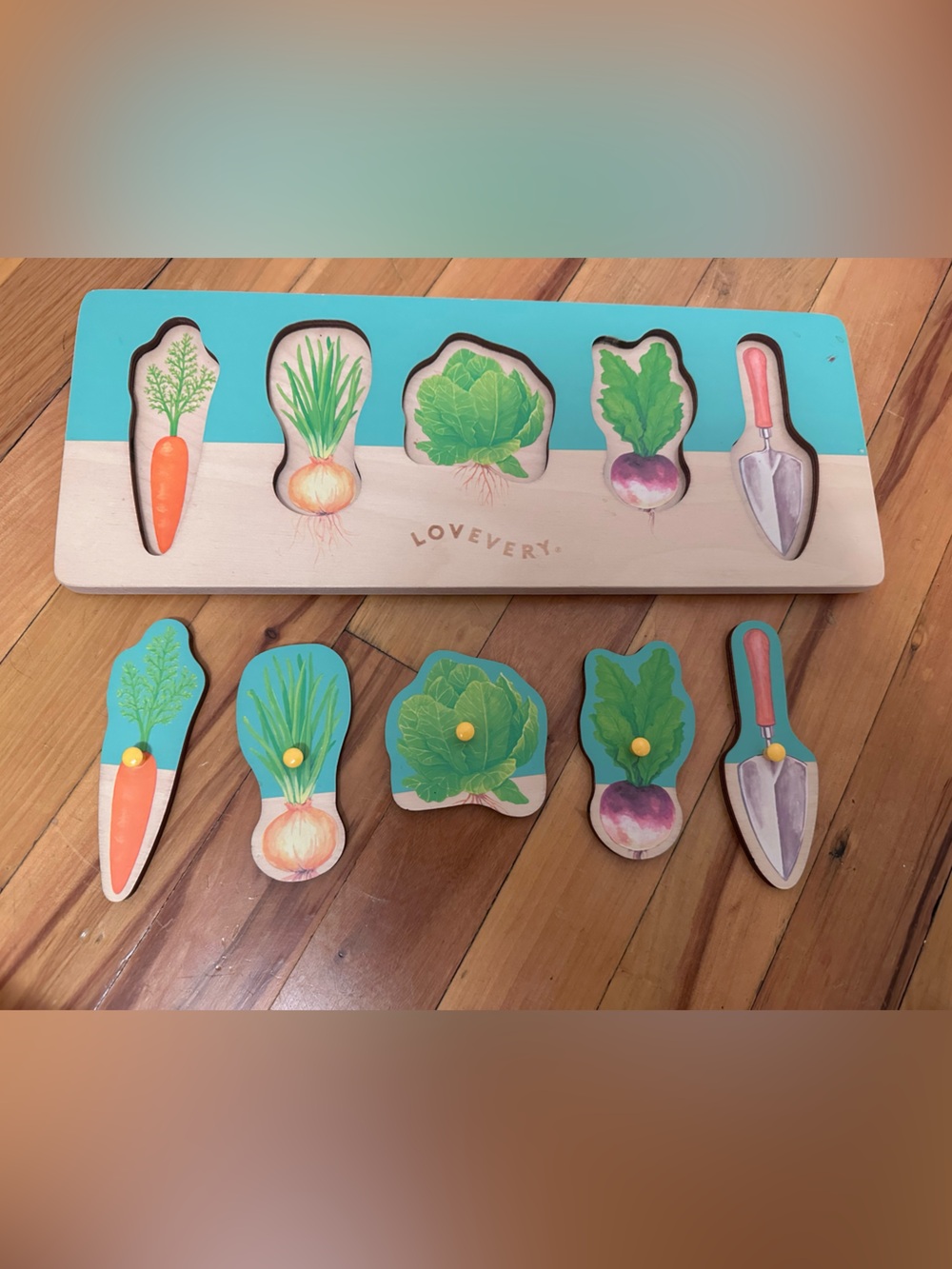 Lovevery Kids Vegetable Puzzle Board - Green & Orange